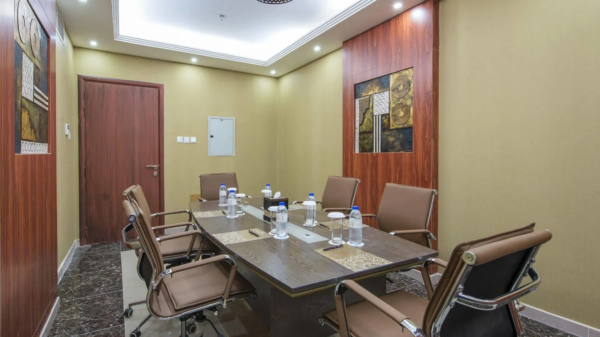 Royal Tulip Hotel Llc Dubai United Arab Emirates