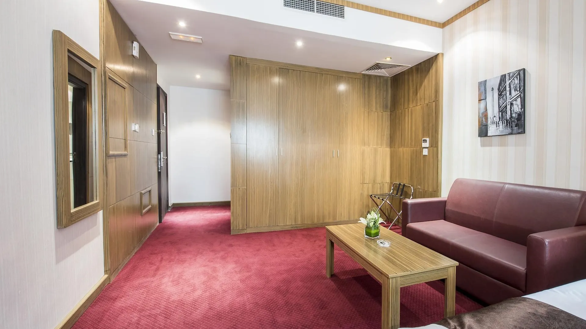 Royal Tulip Hotel Llc Dubai United Arab Emirates